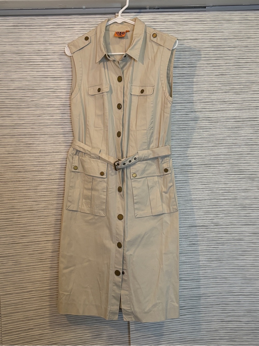 Tory Burch Sleeveless Cargo Dress with Belt in Beige